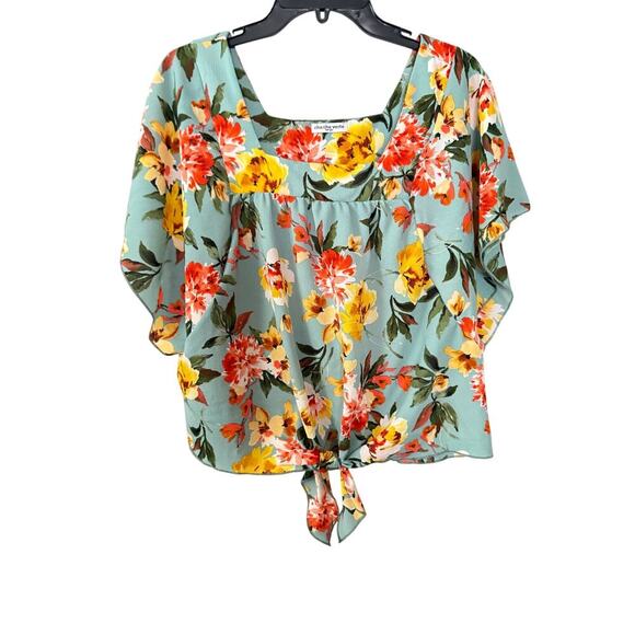 cha cha vente Tops - Cha Cha Vente Large Floral Blouse with front tye